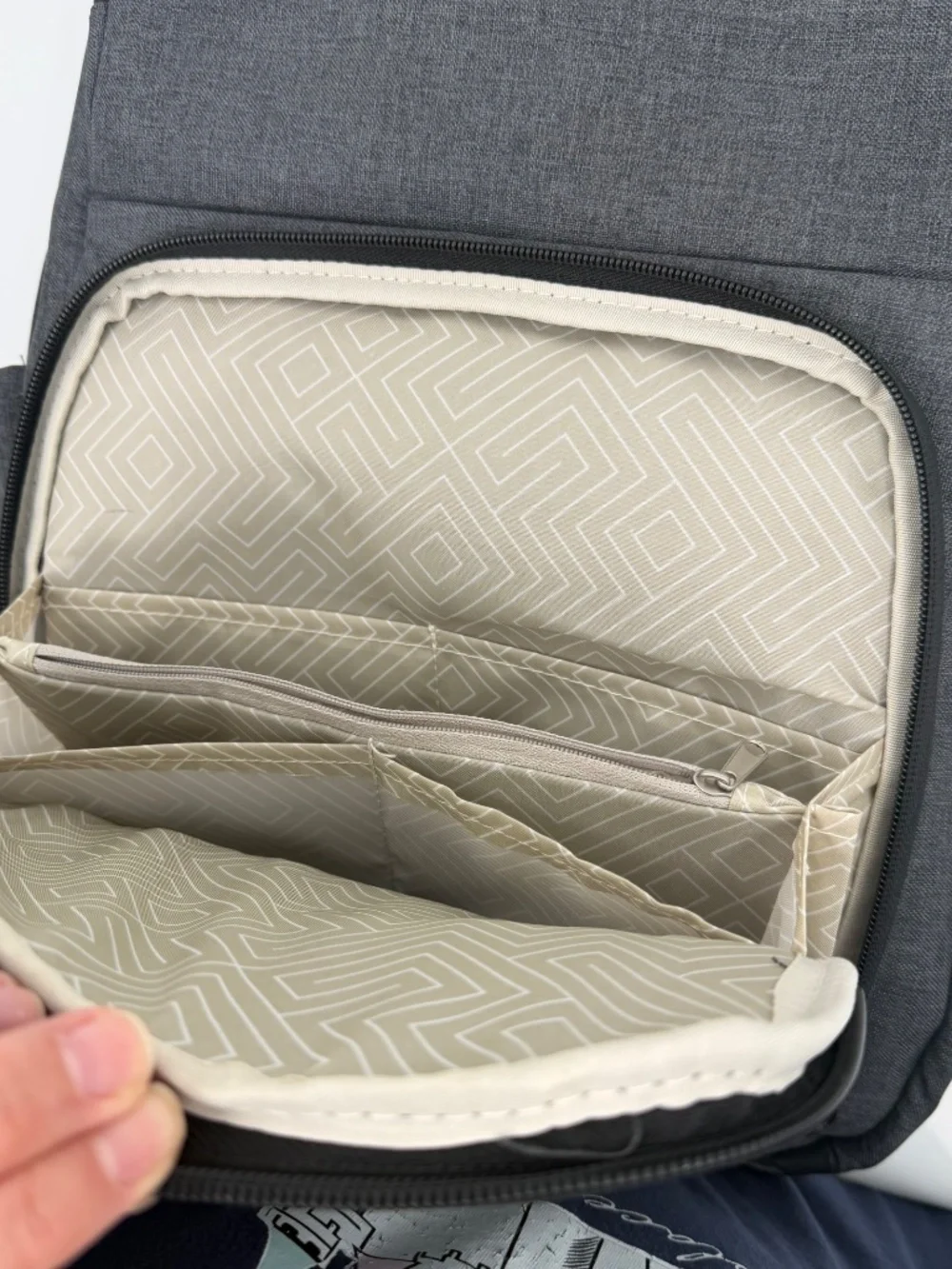High Sierra Backpack Gray Straps Compartments Pockets Laptop Travel